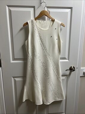 Elie Tahari Ivory off white Sleeveless Dress Scattered Embellishments sz 10